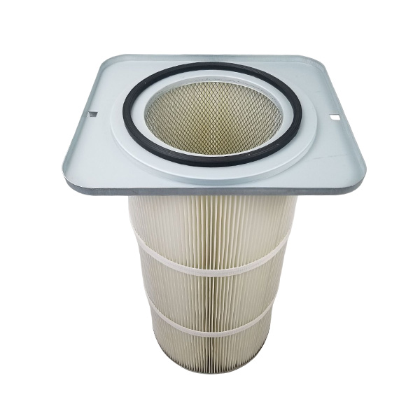 Polyester filter cartridge with mounting plate